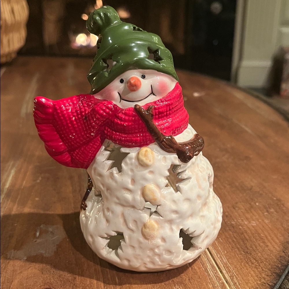 Hallmark Vintage Ceramic Snowman Tea Light Candle Holder Christmas  5.75”